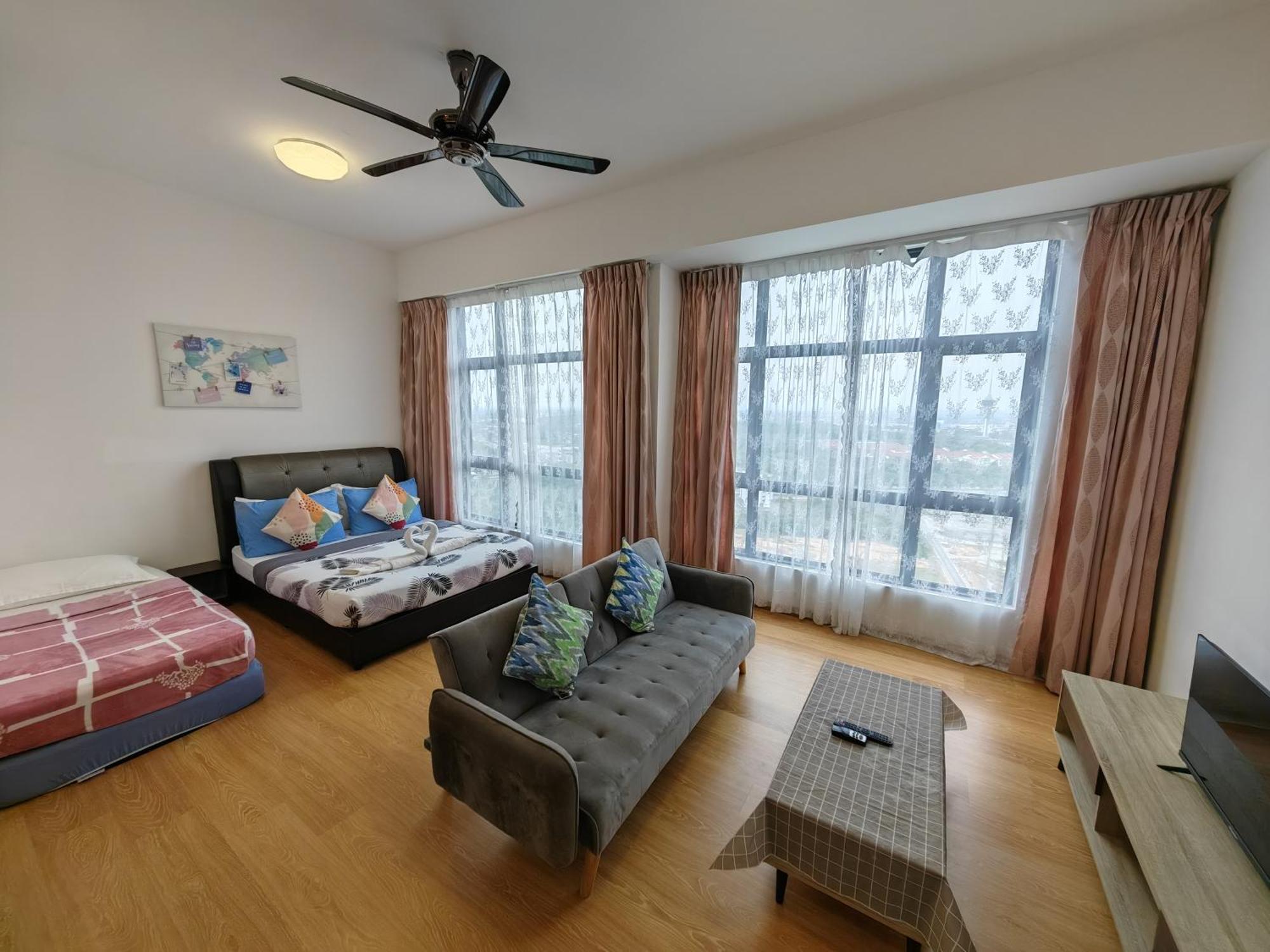 Diy Guest House Studio - Imperium Residence Kuantan Esterno foto
