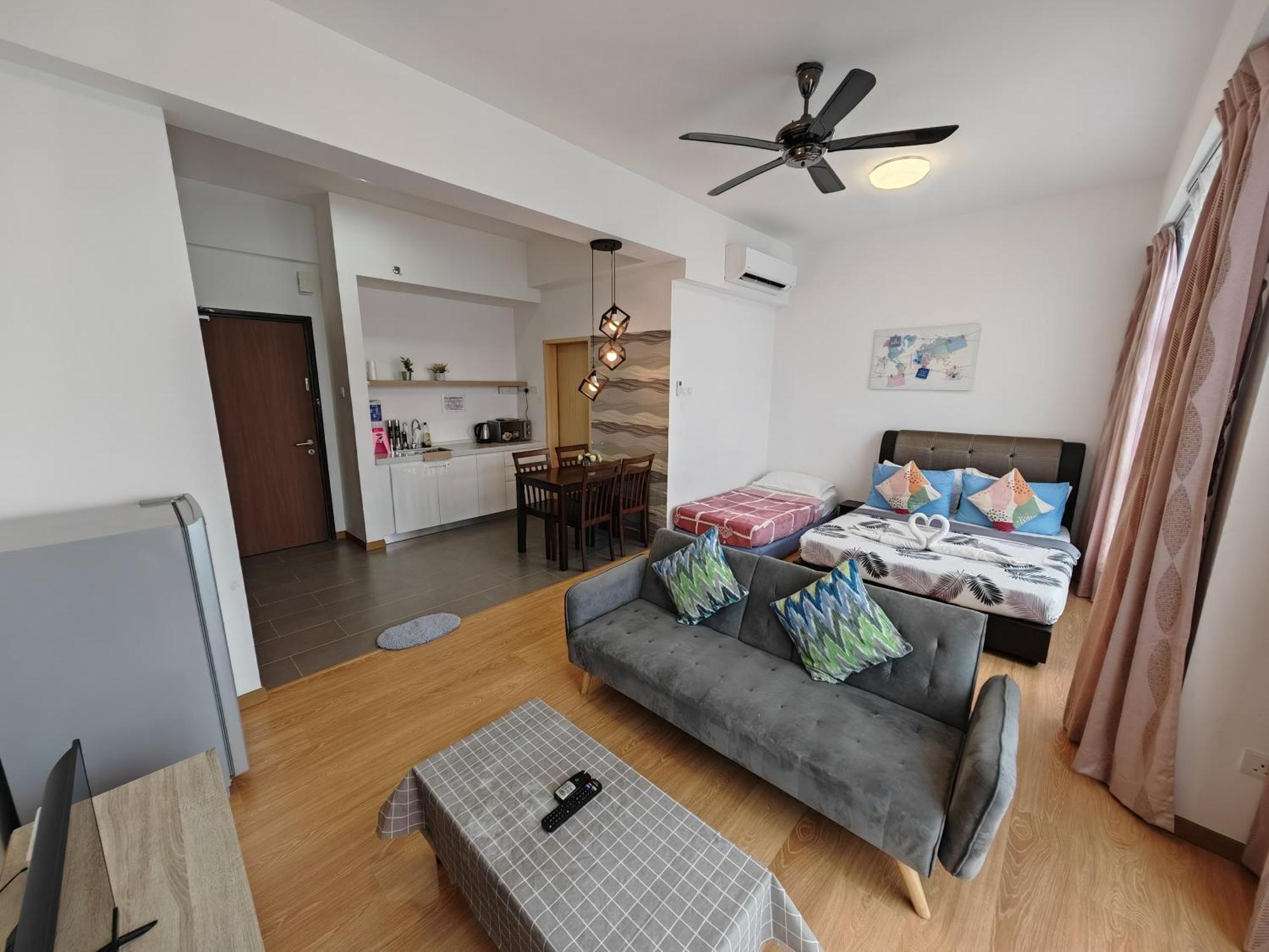 Diy Guest House Studio - Imperium Residence Kuantan Esterno foto